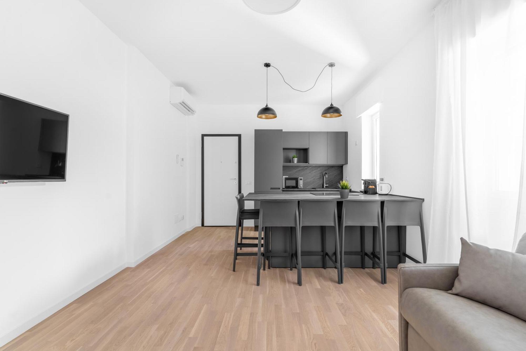 Mi Casa - Appartamento In Ponte Nuovo Milán Exteriér fotografie