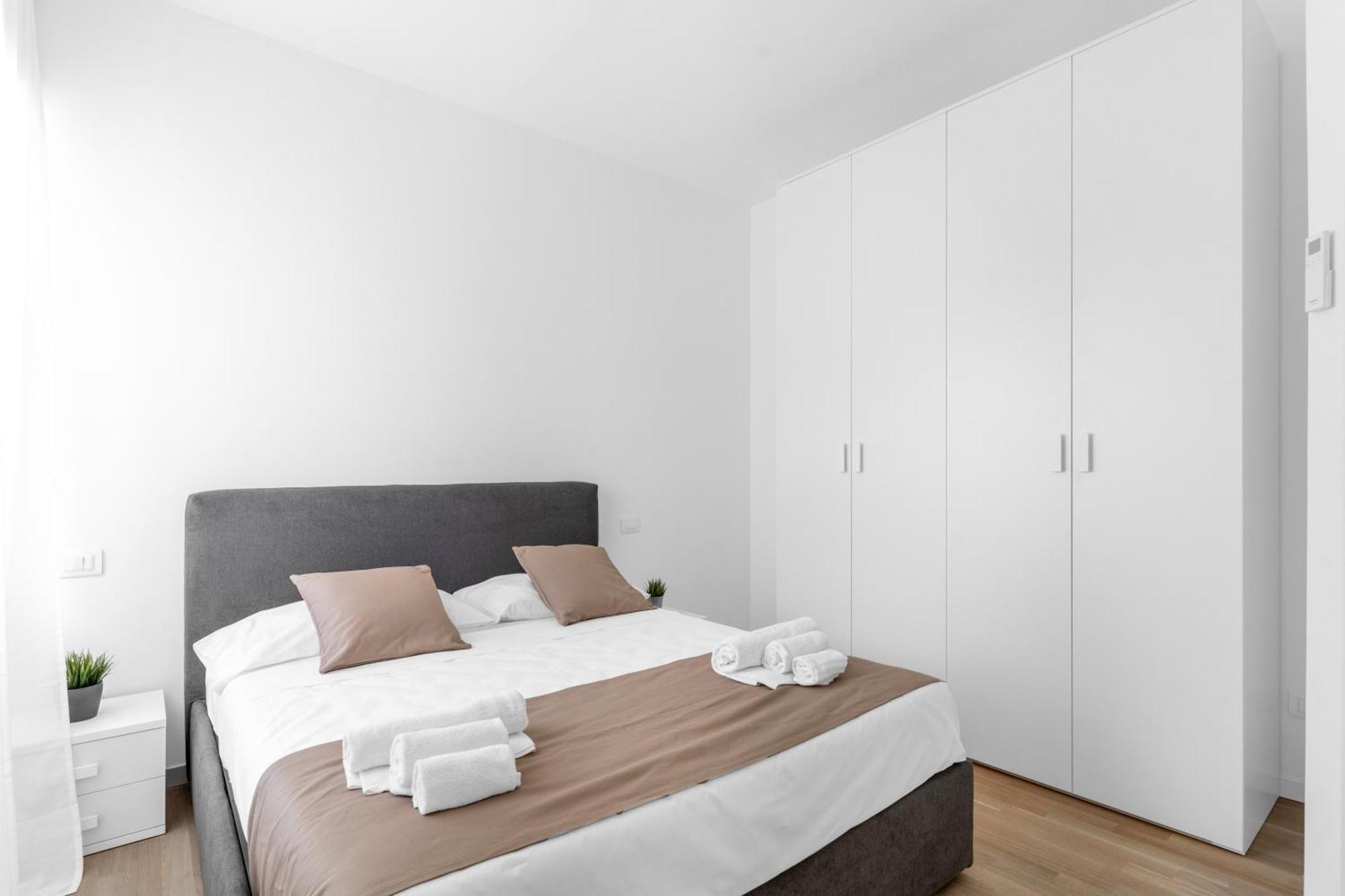 Mi Casa - Appartamento In Ponte Nuovo Milán Exteriér fotografie