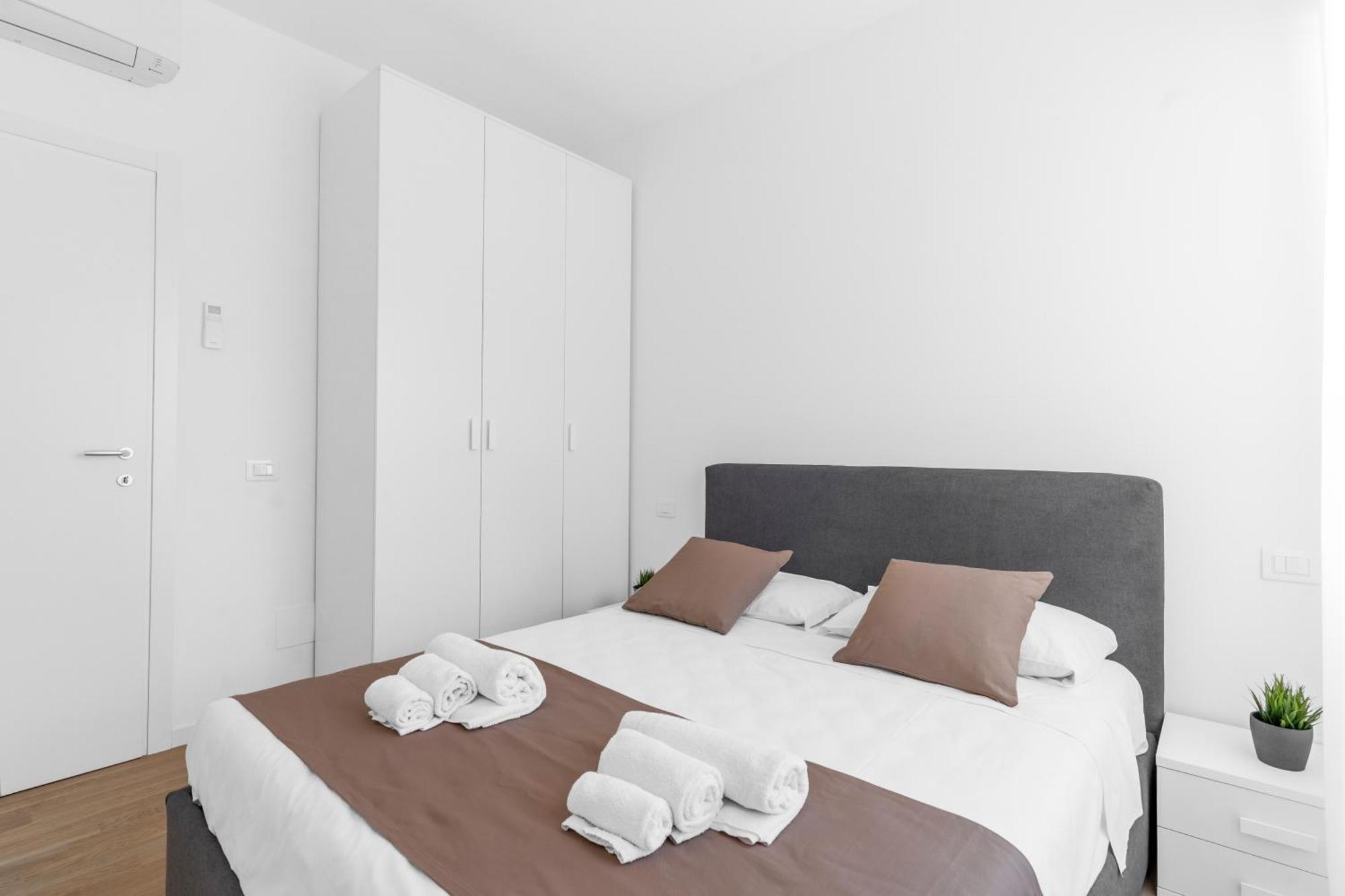 Mi Casa - Appartamento In Ponte Nuovo Milán Exteriér fotografie