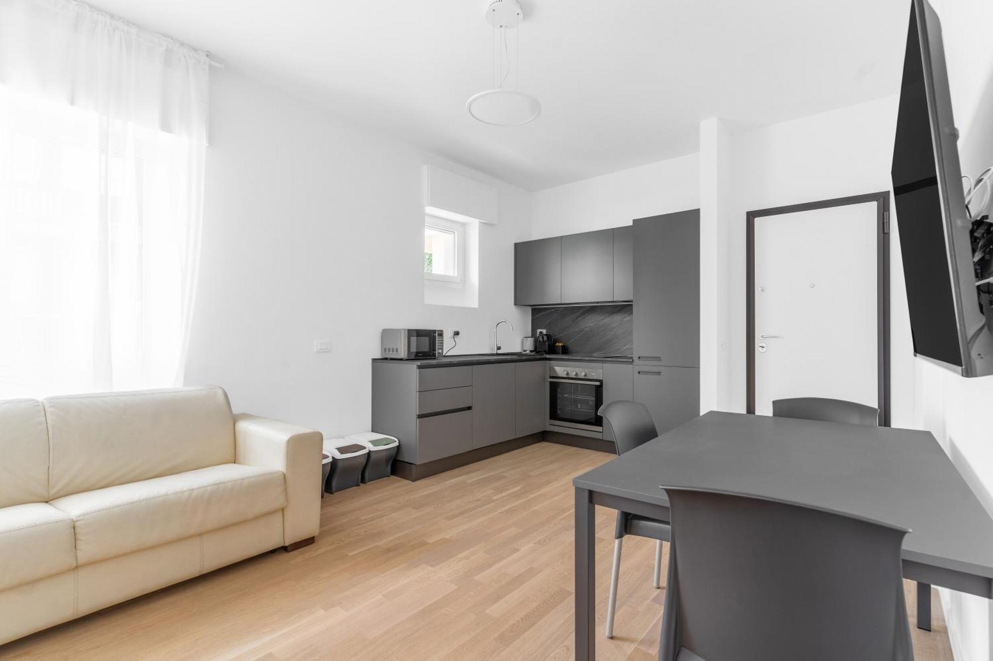 Mi Casa - Appartamento In Ponte Nuovo Milán Exteriér fotografie