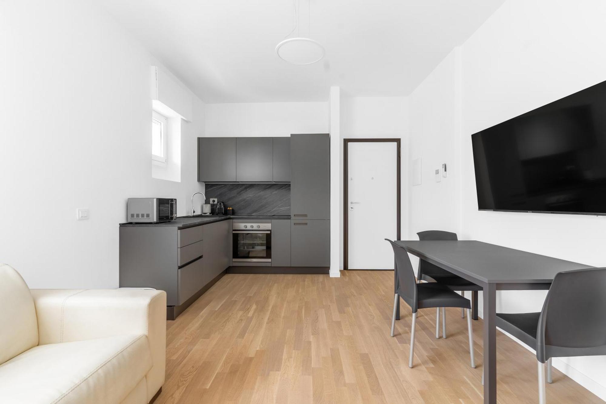 Mi Casa - Appartamento In Ponte Nuovo Milán Exteriér fotografie