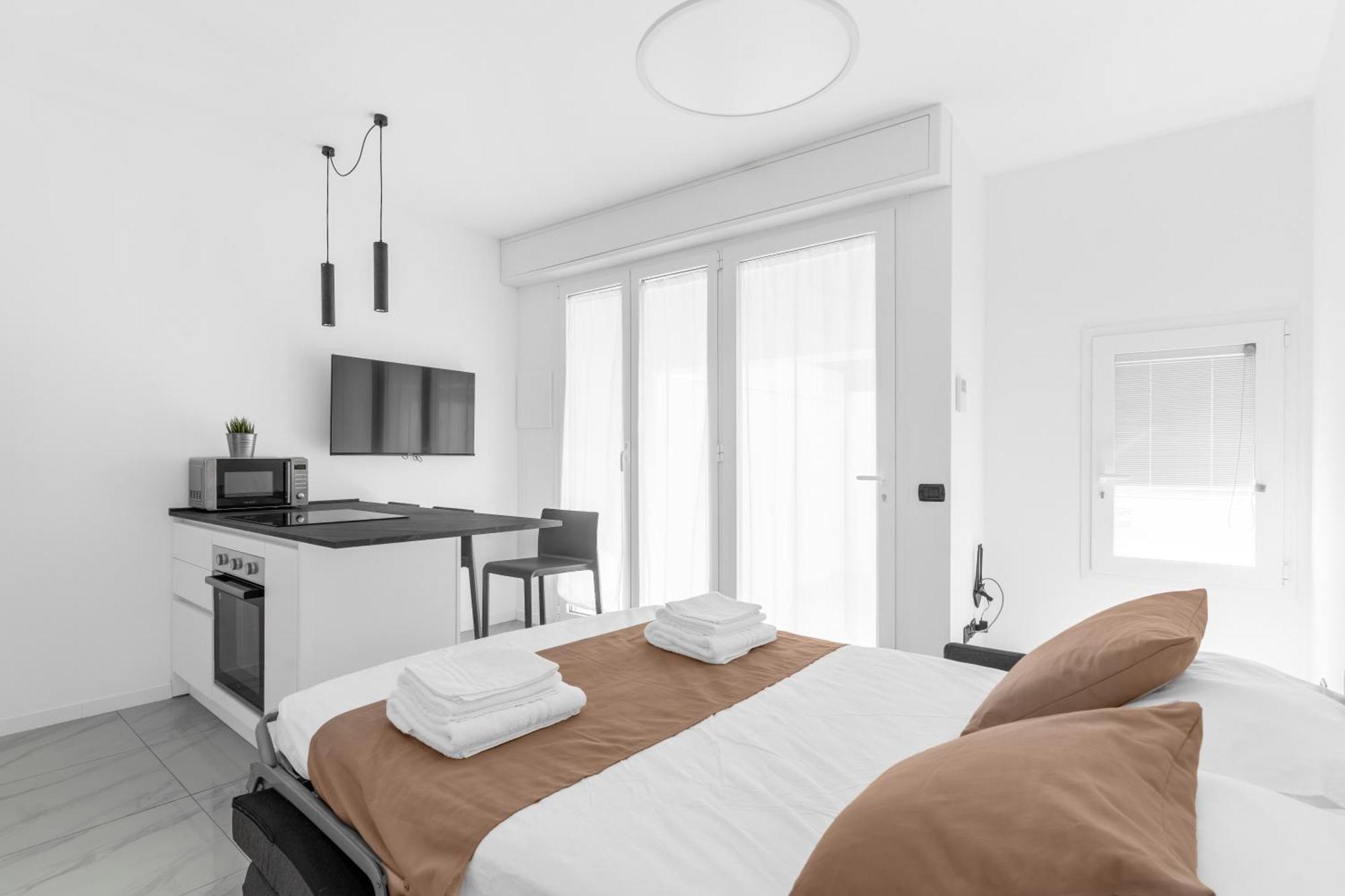 Mi Casa - Appartamento In Ponte Nuovo Milán Exteriér fotografie