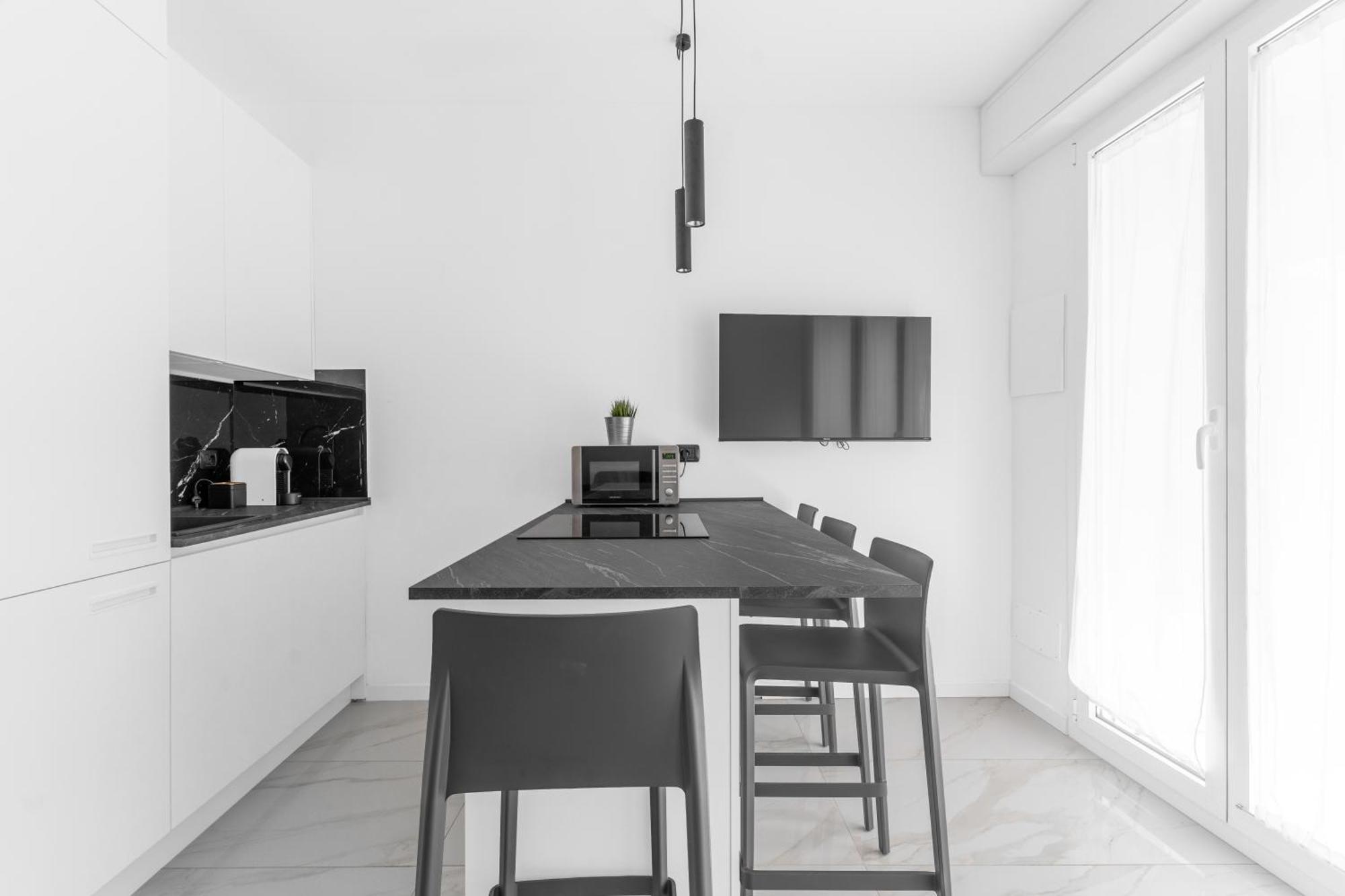 Mi Casa - Appartamento In Ponte Nuovo Milán Exteriér fotografie