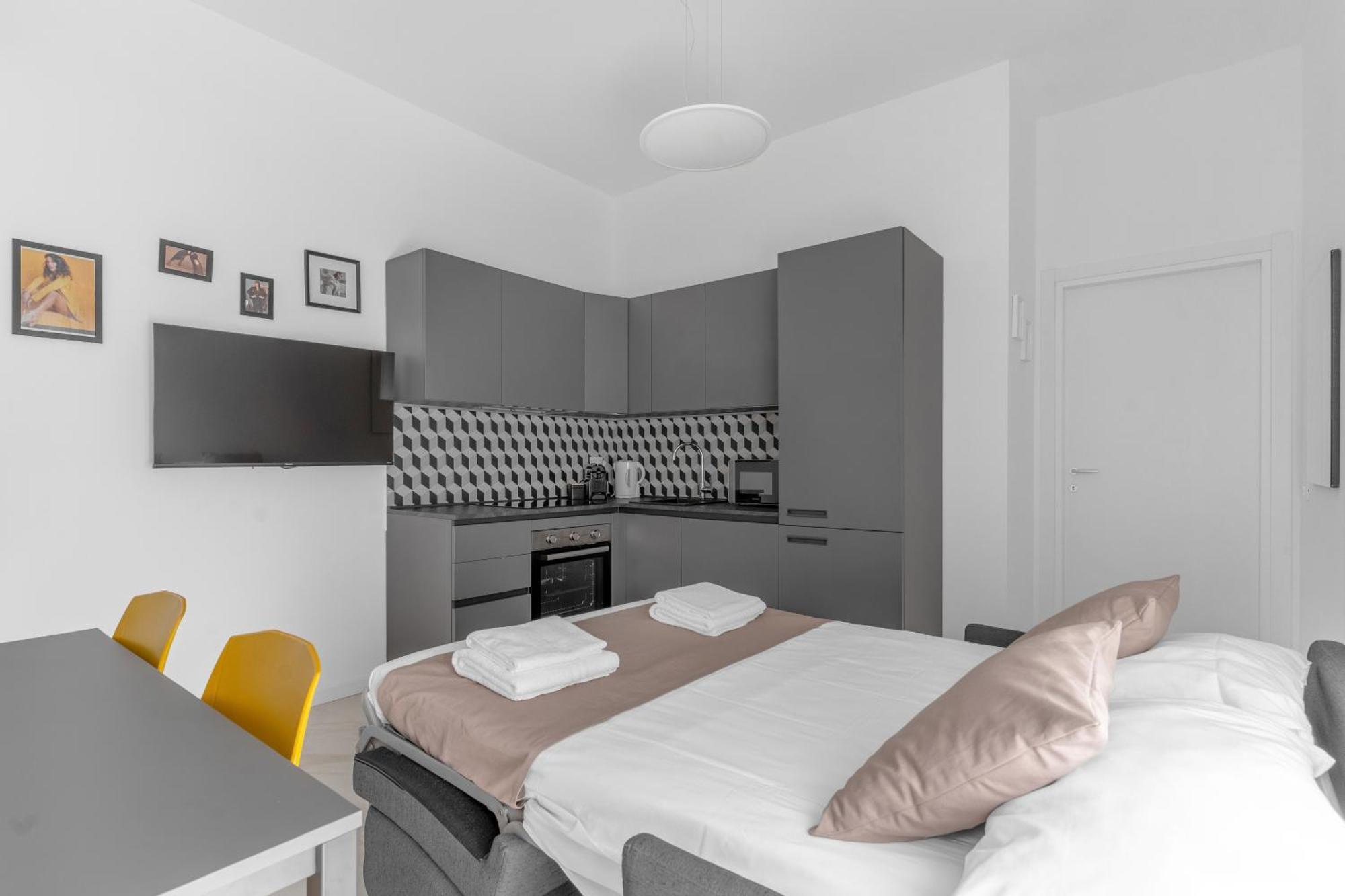 Mi Casa - Appartamento In Ponte Nuovo Milán Exteriér fotografie