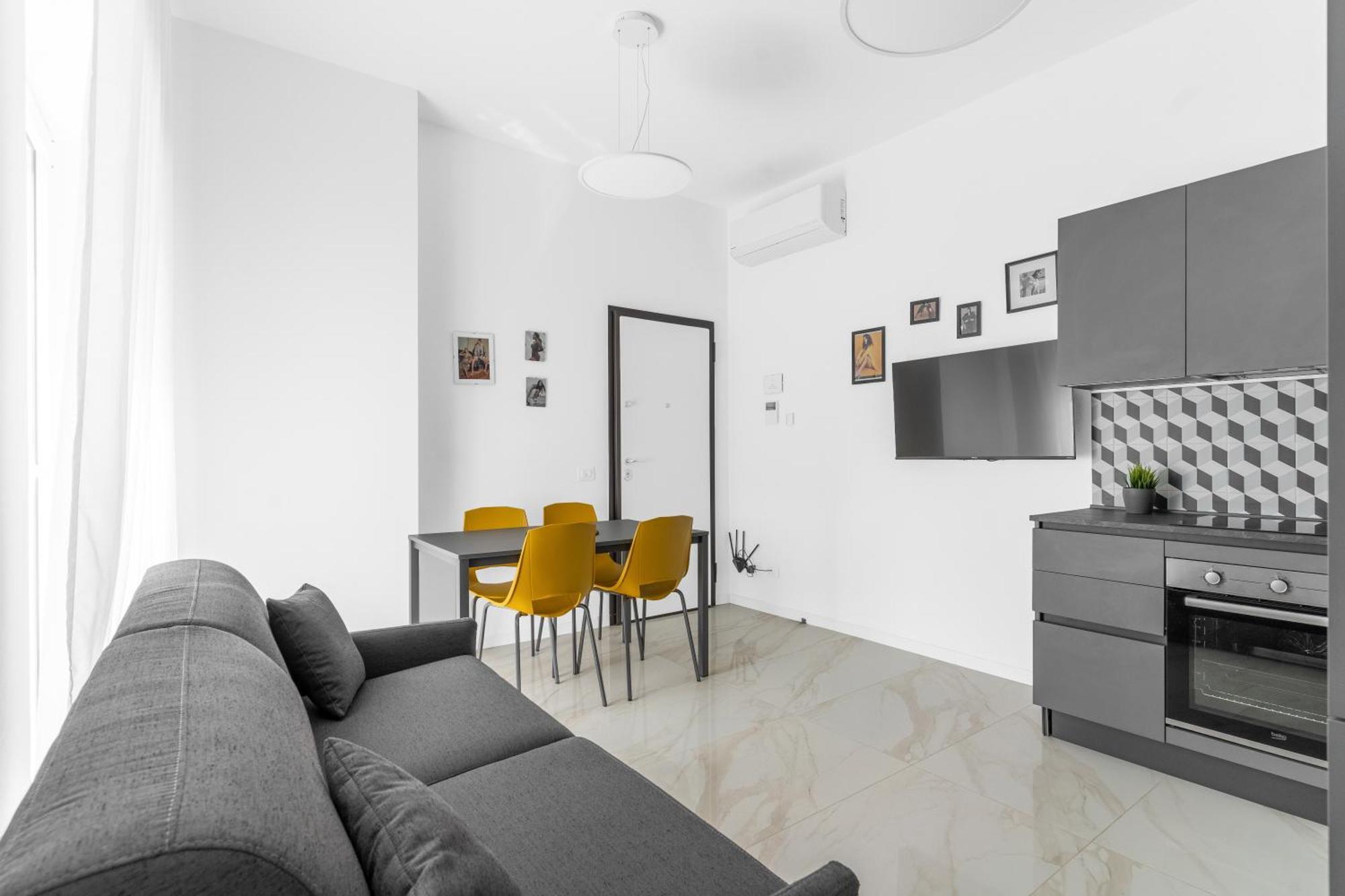 Mi Casa - Appartamento In Ponte Nuovo Milán Exteriér fotografie