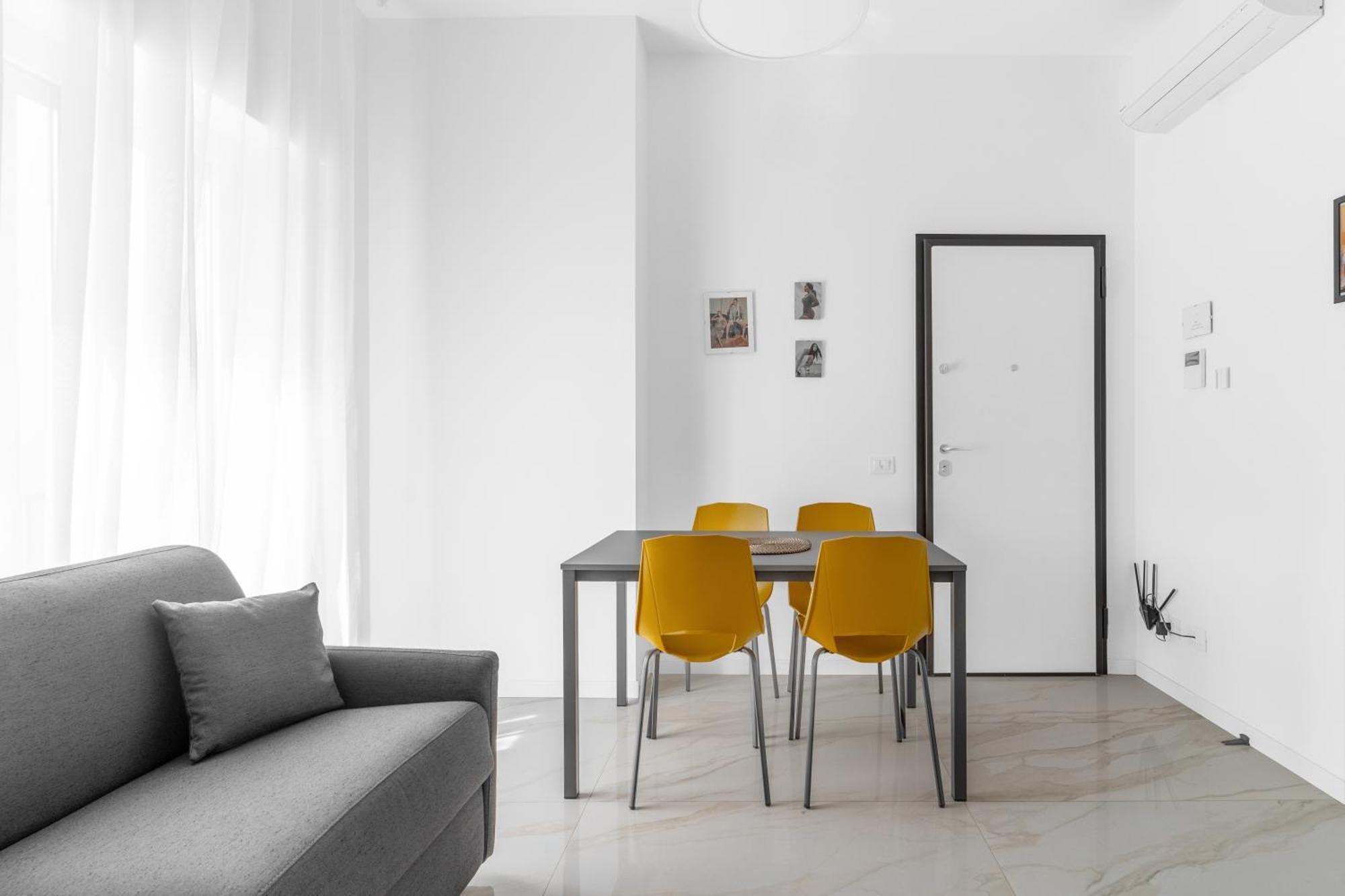 Mi Casa - Appartamento In Ponte Nuovo Milán Exteriér fotografie