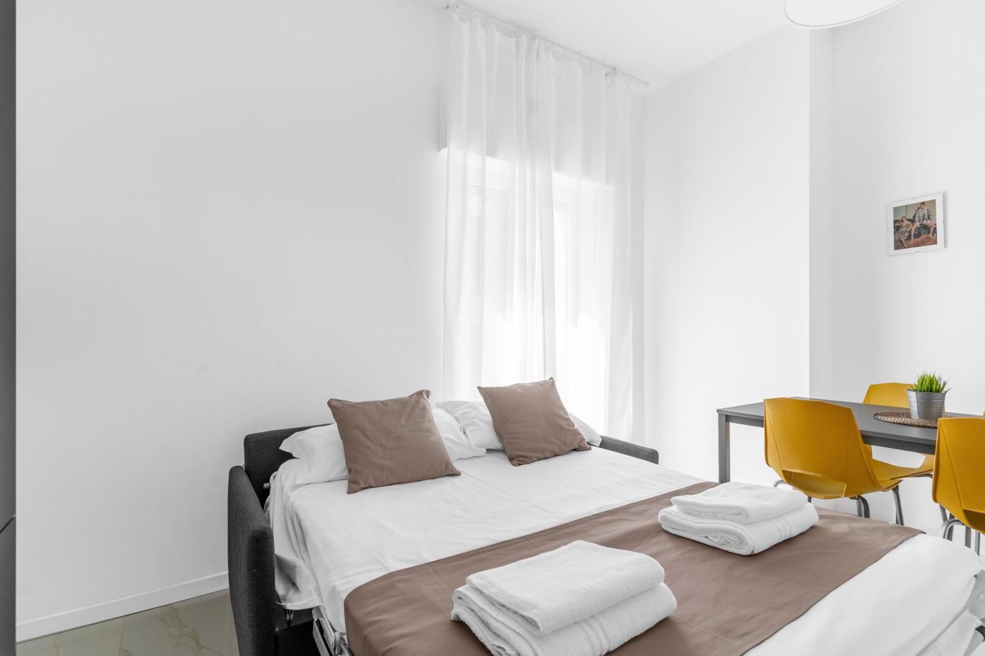 Mi Casa - Appartamento In Ponte Nuovo Milán Exteriér fotografie